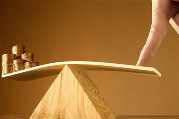 现货黄金原油为什么有库存费