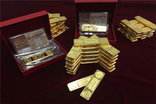 黄金现货上帝之手千亿价值